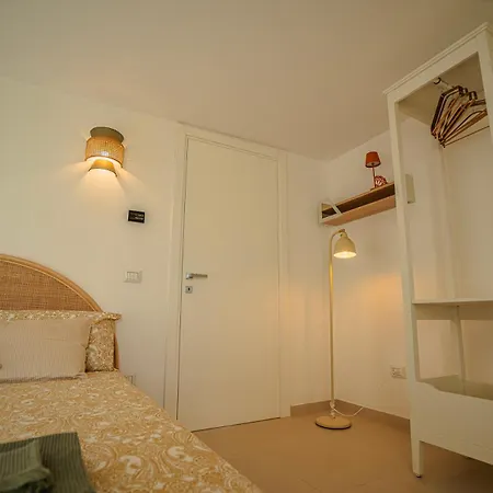 Apartment Bitter 26 - *