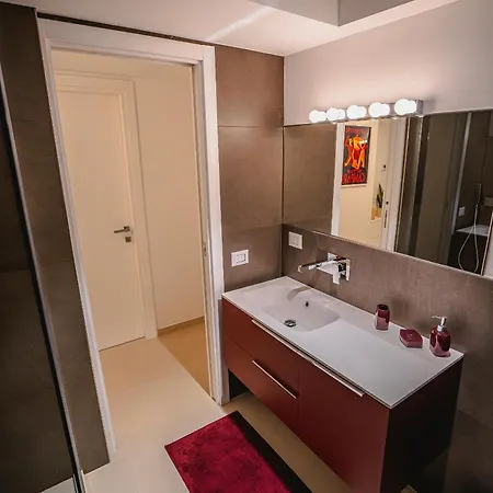 Bitter 26 - Apartment